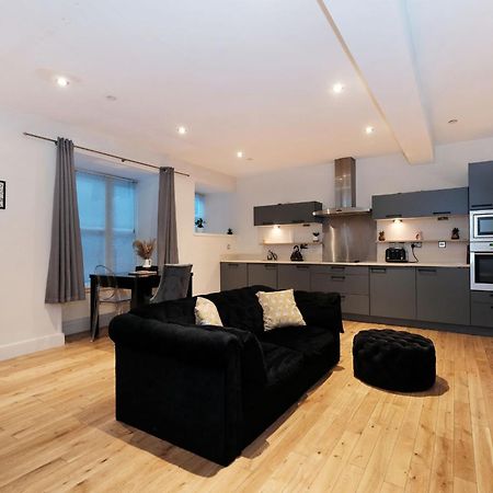 One Of A Kind Historic 3 Bedroom Apartment Aberdeen Eksteriør billede