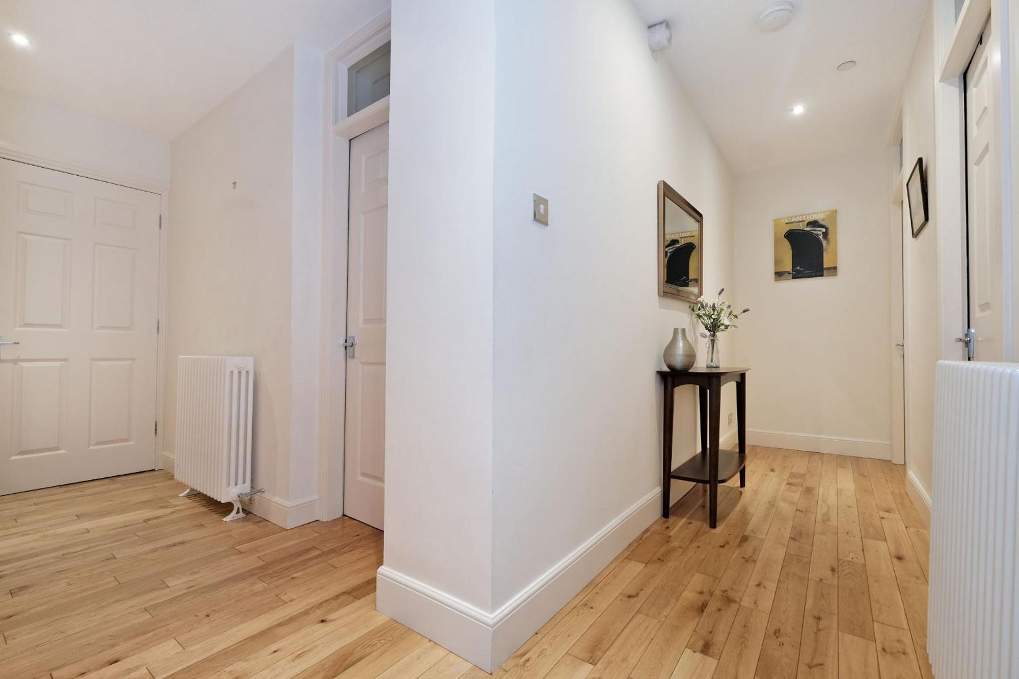One Of A Kind Historic 3 Bedroom Apartment Aberdeen Eksteriør billede